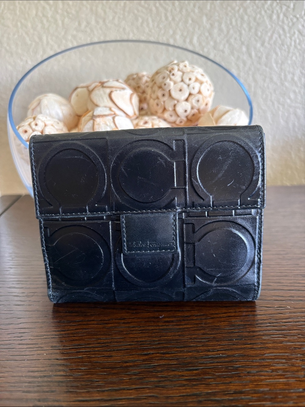 Salvatore Ferragamo Gancini
Embossed Leather Bifold Wallet - Black